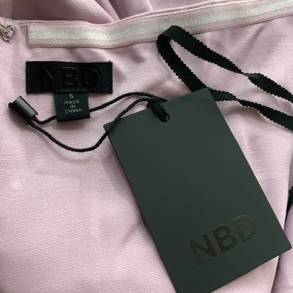 REVOLVE NBD Dream Gown in Lilac Size S - Picture 5 of 5